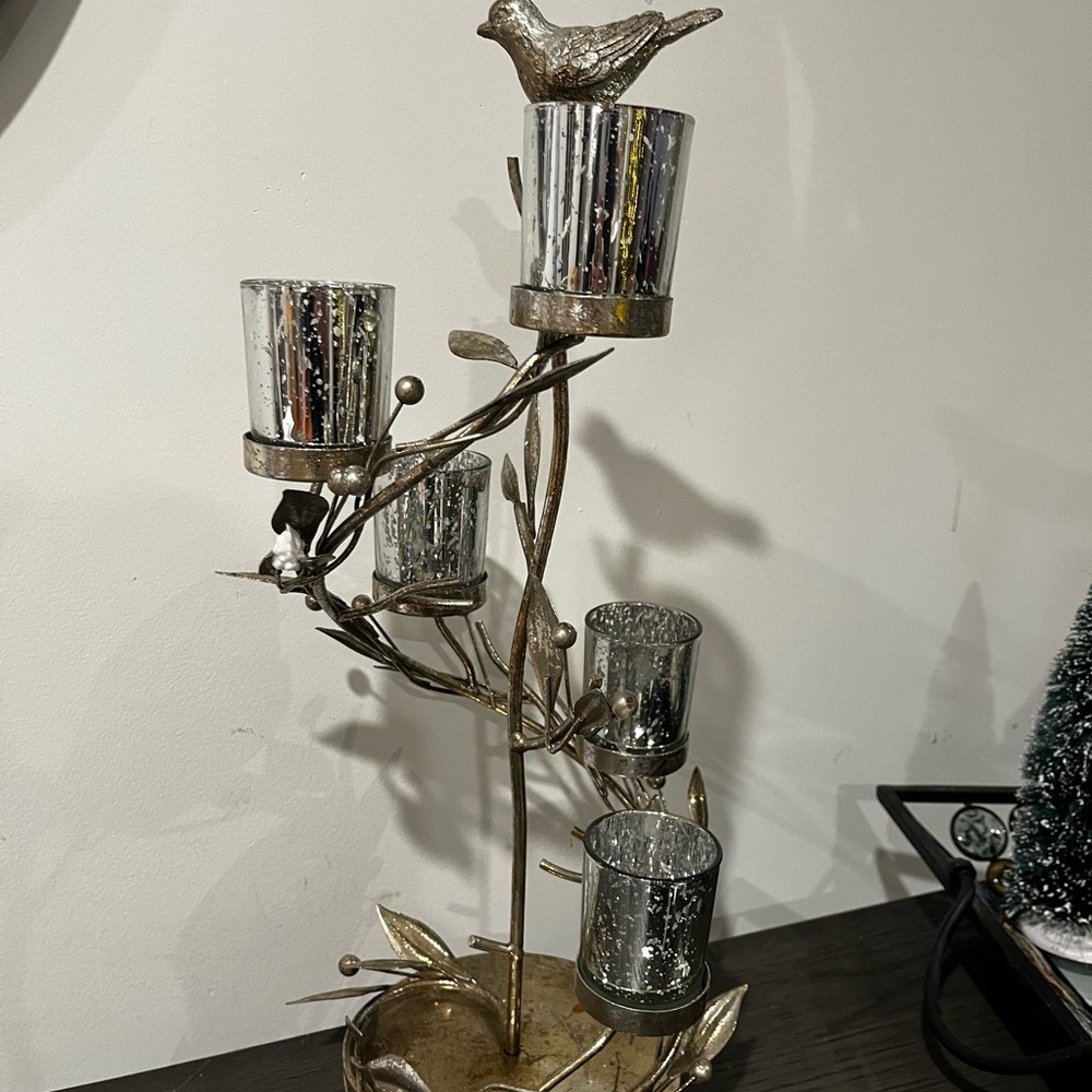 Chic silver Candle Holder with Bird Accent